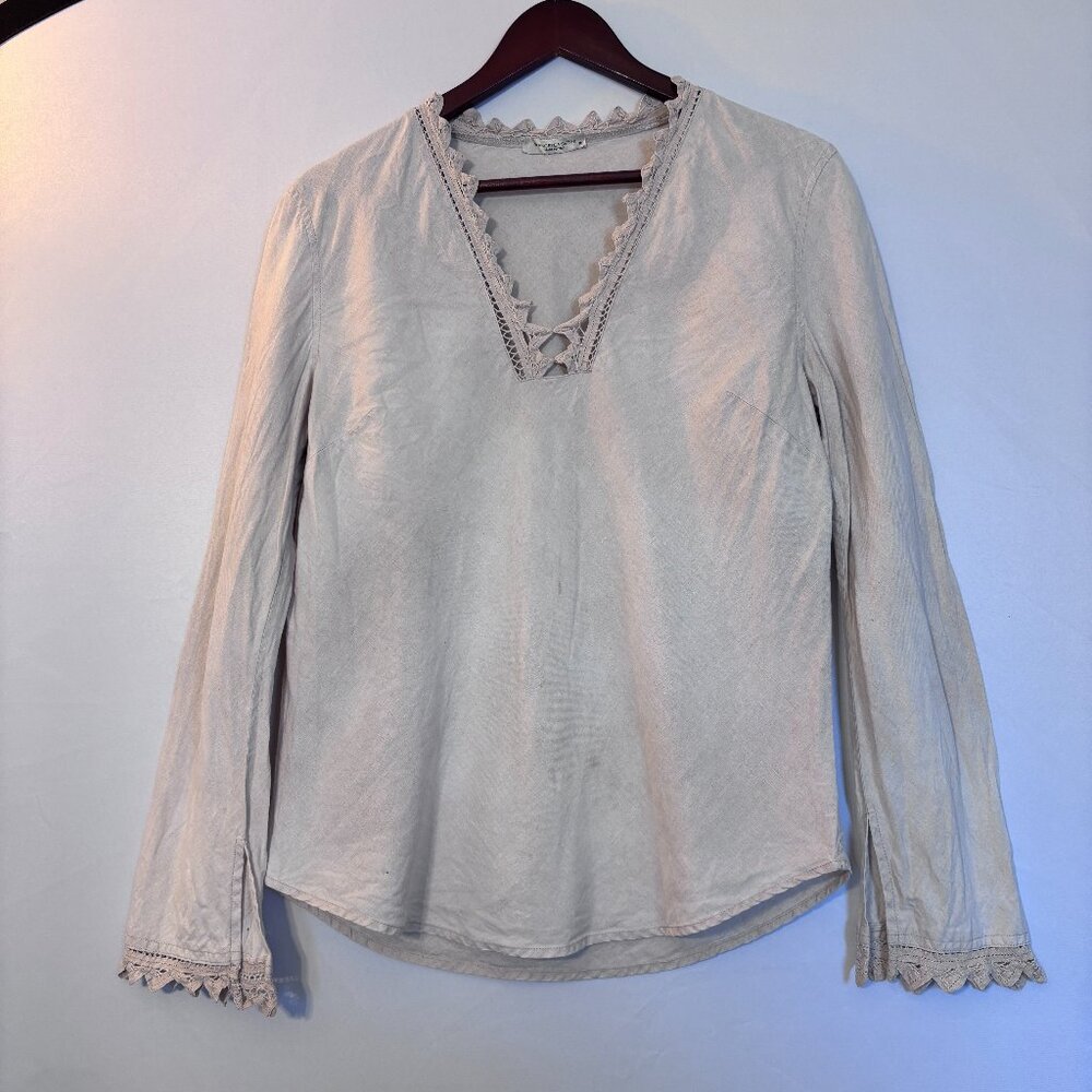 Francesca Bettini Linen Top Size Medium Cream Lace Accent Long Sleeve